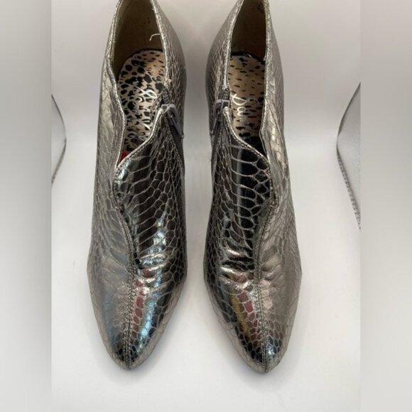 Sam Edelman Whitely Spike Silver Patent Leather Faux Snake Skin Heel Whimsical 8 - Picture 1 of 9